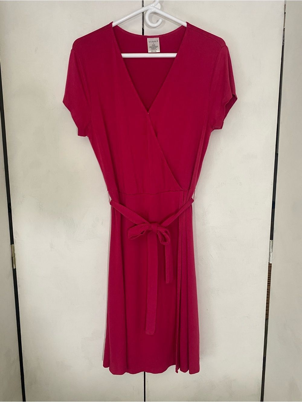 Serra Fuchsia Wrap-Style Midi Dress Large